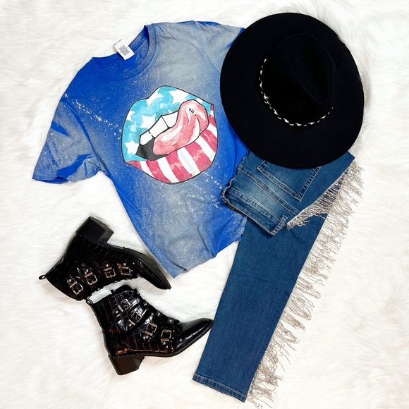 Lips T-shirt/Small Size/ Blue - Picture 2 of 4